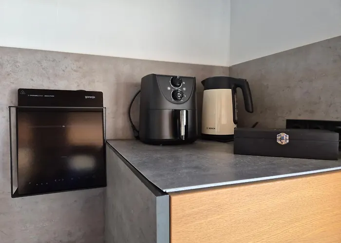 Toelgyes Apartmanhaz