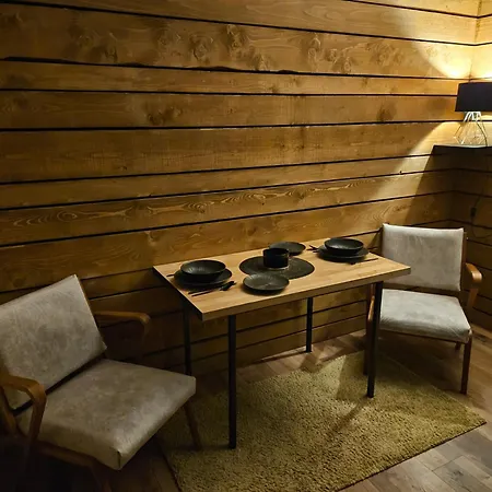 Apartment Toelgyes Apartmanhaz *