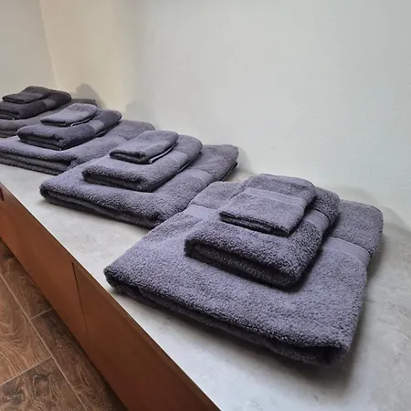 Apartment Toelgyes Apartmanhaz